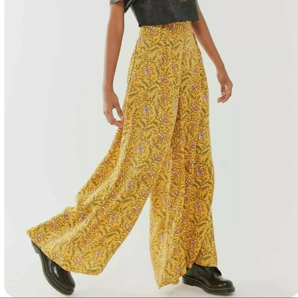 Urban Outfitters Pants - URBAN OUTFITTERS Yellow Floral Flared Wide Leg Pants Ultra High Waist Size XS